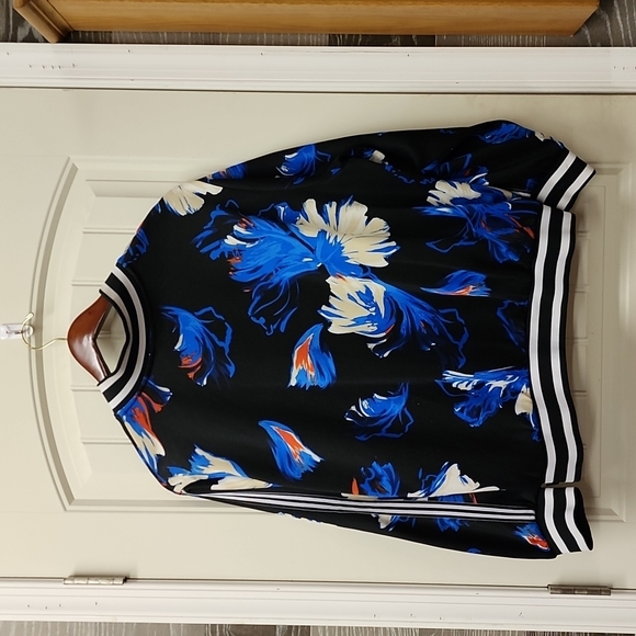 Ashley sport size 26 blue black floral varsity jacket size 26 - Picture 6 of 7